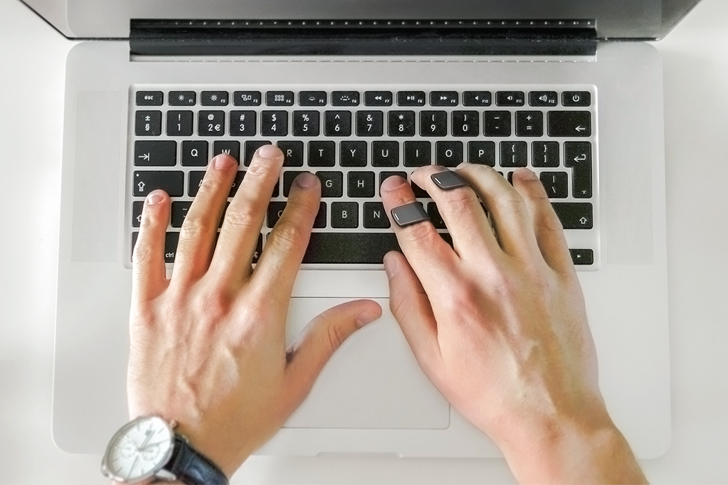 05-ring_mouse_yankodesign.jpg